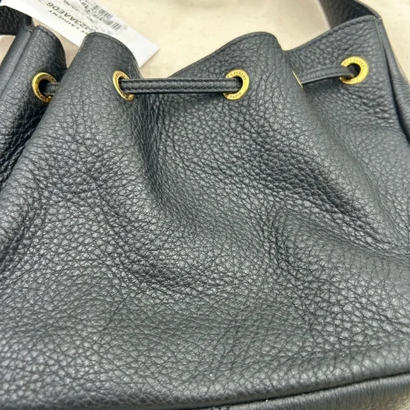 Saint Laurent Black Shoulder Bag with Gold Accents - Picture 16 of 16